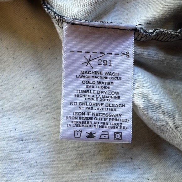 Designer jersey tee with zipper detail - Picture 5 of 6